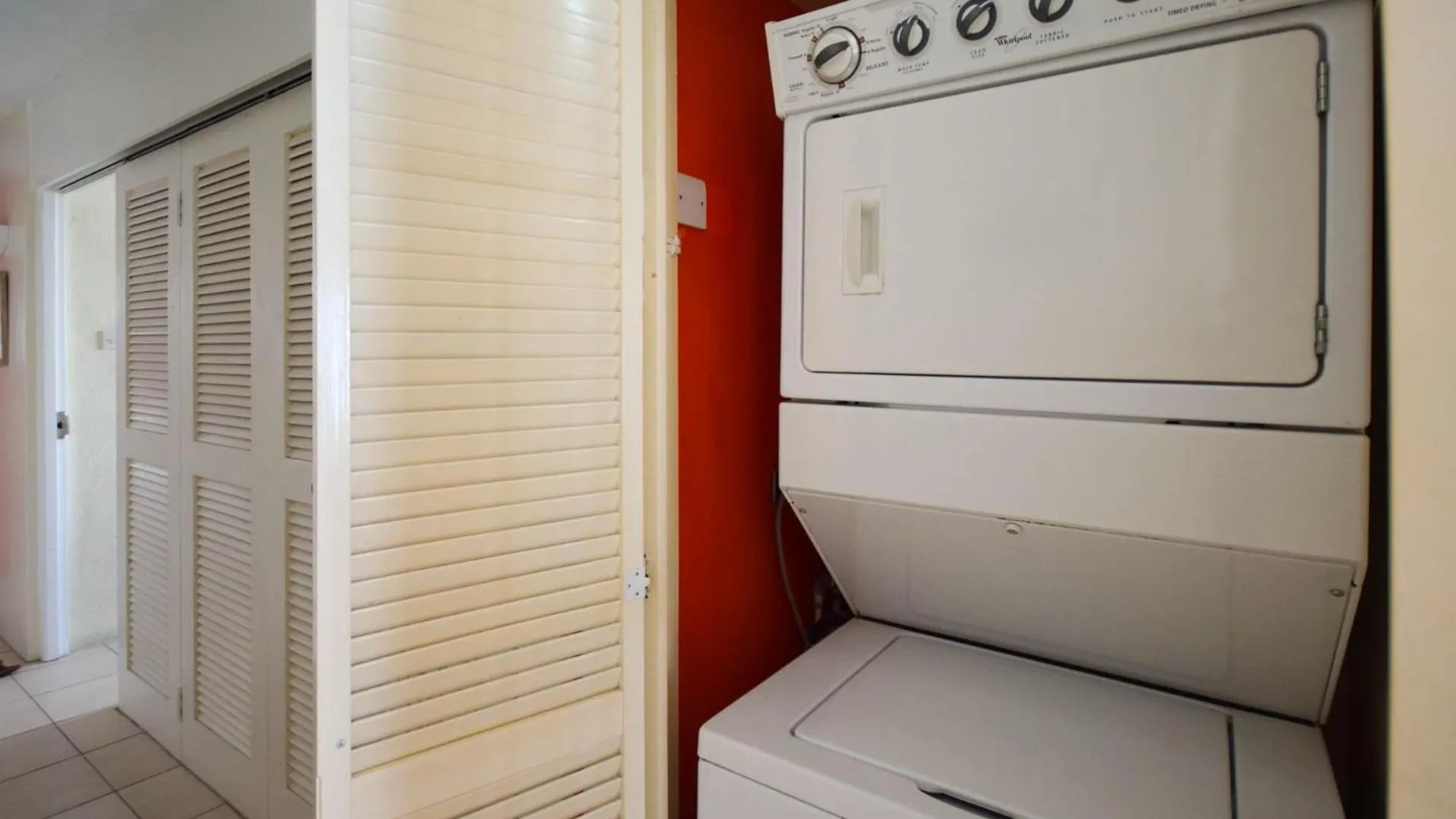 Apartment Charming 2 Bedroom Apt On Gorgeous Quiet Beach - Sea Star 3 Apts Bridgetown