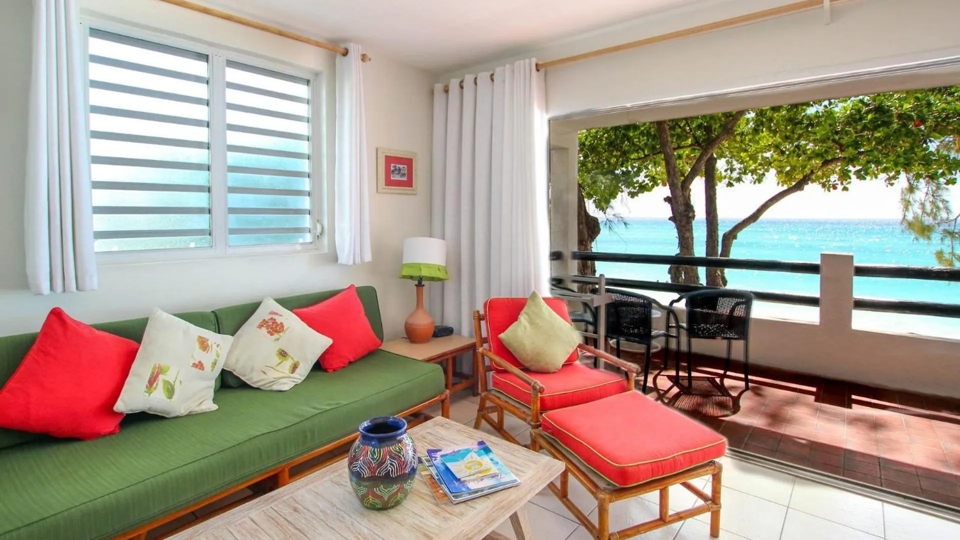 Apartment Charming 2 Bedroom Apt On Gorgeous Quiet Beach - Sea Star 3 Apts Bridgetown