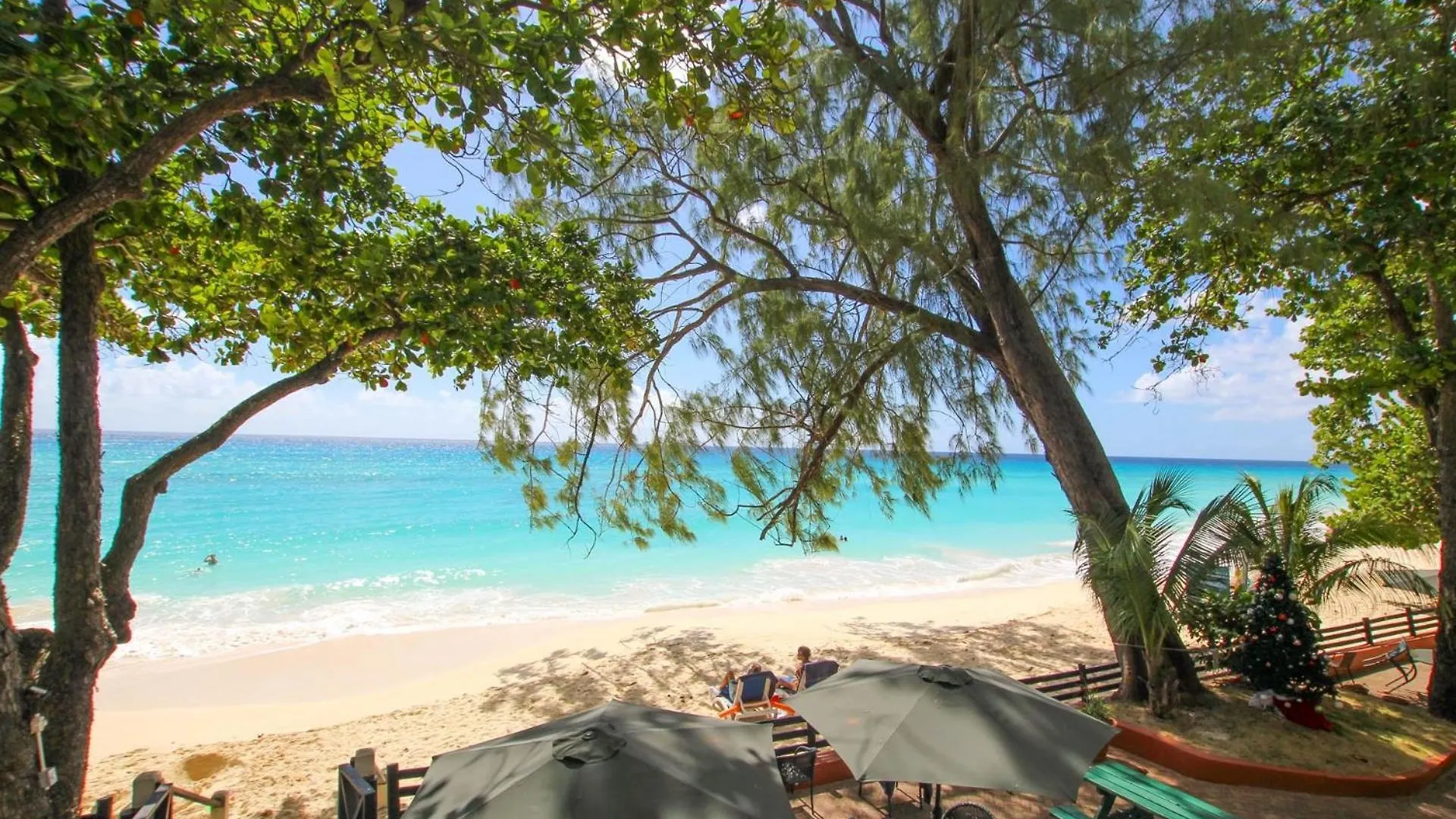 Charming 2 Bedroom Apt On Gorgeous Quiet Beach - Sea Star 3 Apts location